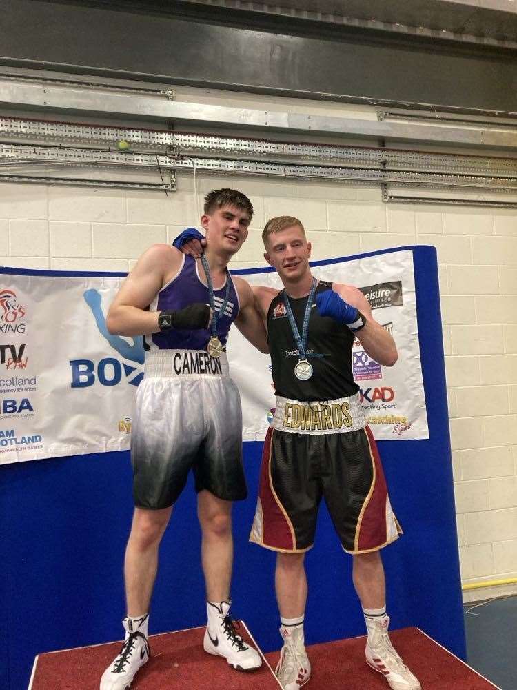 Fraser Edwards (right) battled out one of the best fights of the championship.